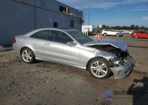2006 Mercedes-Benz Clk 350 from USA, damaged, VIN WDBTJ56J96F170563